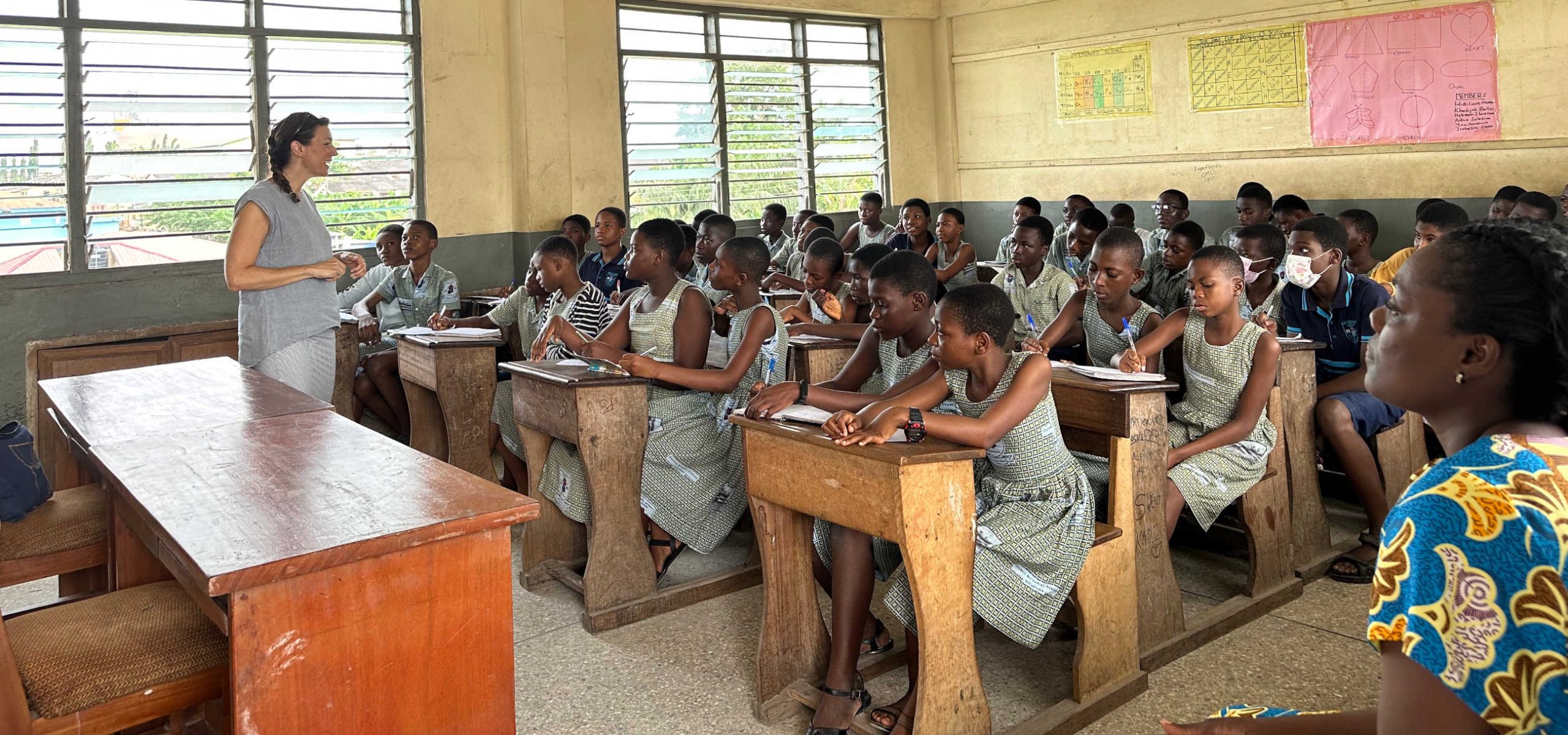 2023-ghana-classroom